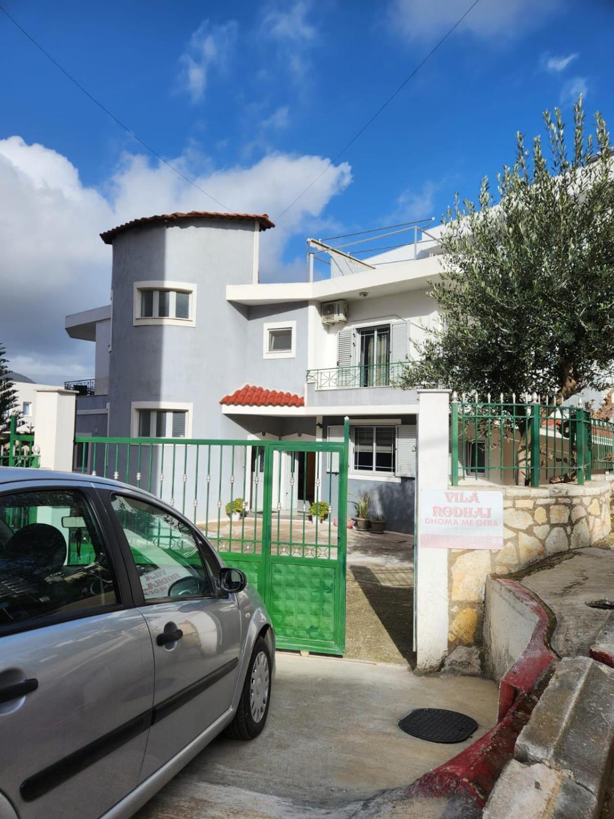 Apartment Rrodhaj