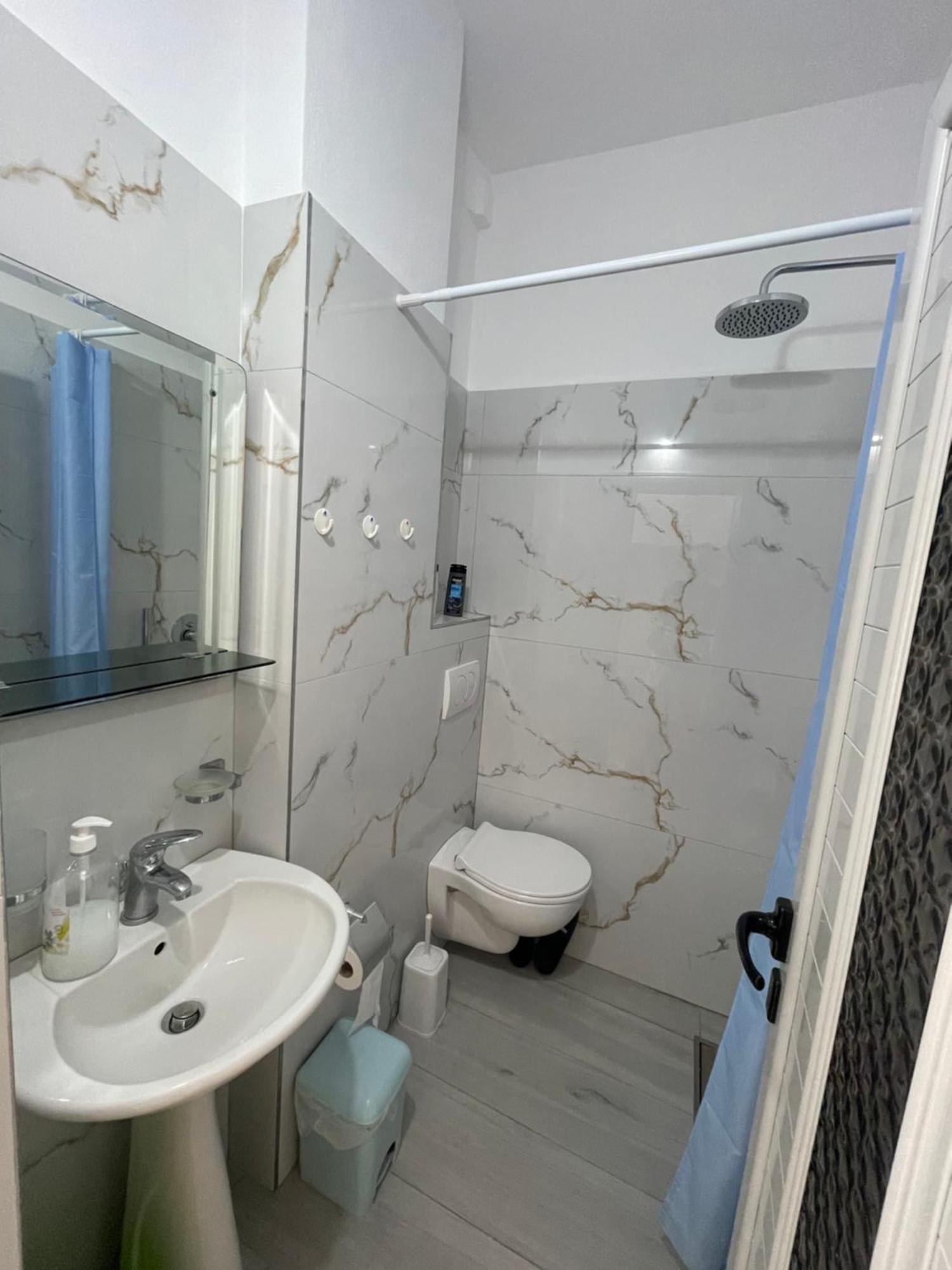 Apartment Rrodhaj Sarande