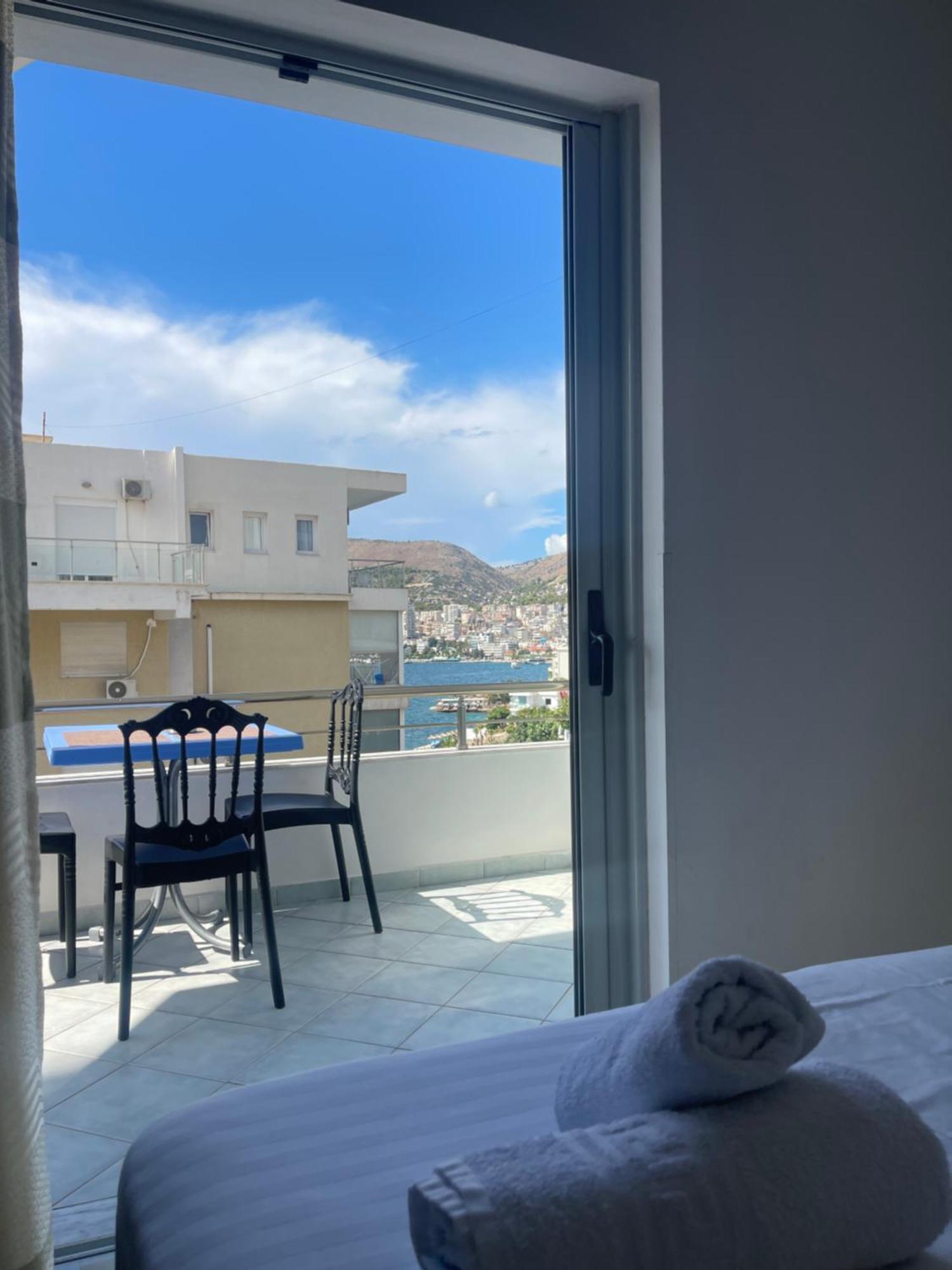 Rrodhaj Apartamento *